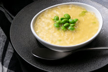 画像をギャラリービューアに読み込む, スモークサーモンとオクラ、ミニトマトの冷製クリームパスタ&枝豆のフラン コンソメのジュレ(1キット2人前)