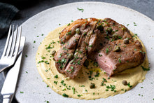 画像をギャラリービューアに読み込む, 豚肉のローストピエモンテ名物ツナとケッパーのソース&しらすとズッキーニのアーリオオーリオペペロンチーノ(1キット2人前)