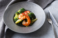 画像をギャラリービューアに読み込む, マグロホホ肉のカツレツ〜ケッカソース〜&海老とブロッコリーのアーリオオーリオ(1キット2人前)