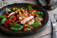 画像をギャラリービューアに読み込む, ジャークチキンとフレッシュラタトゥイユのサラダ仕立て&カルボナーラ風リゾット(1キット2人前)