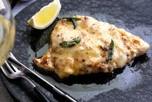 画像をギャラリービューアに読み込む, いろいろなキノコのスパゲッティー&チーズをのせた鶏むね肉のバターソテー(1キット2人前)