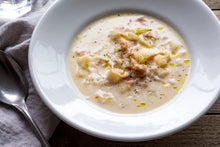 画像をギャラリービューアに読み込む, タンドリーチキンのシーザーサラダ仕立て&田舎風じゃがいもと長葱のスープ(1キット2人前)