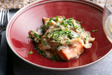 画像をギャラリービューアに読み込む, サーモンのフリカッセ&セロリと柑橘のサラダ(1キット2人前)