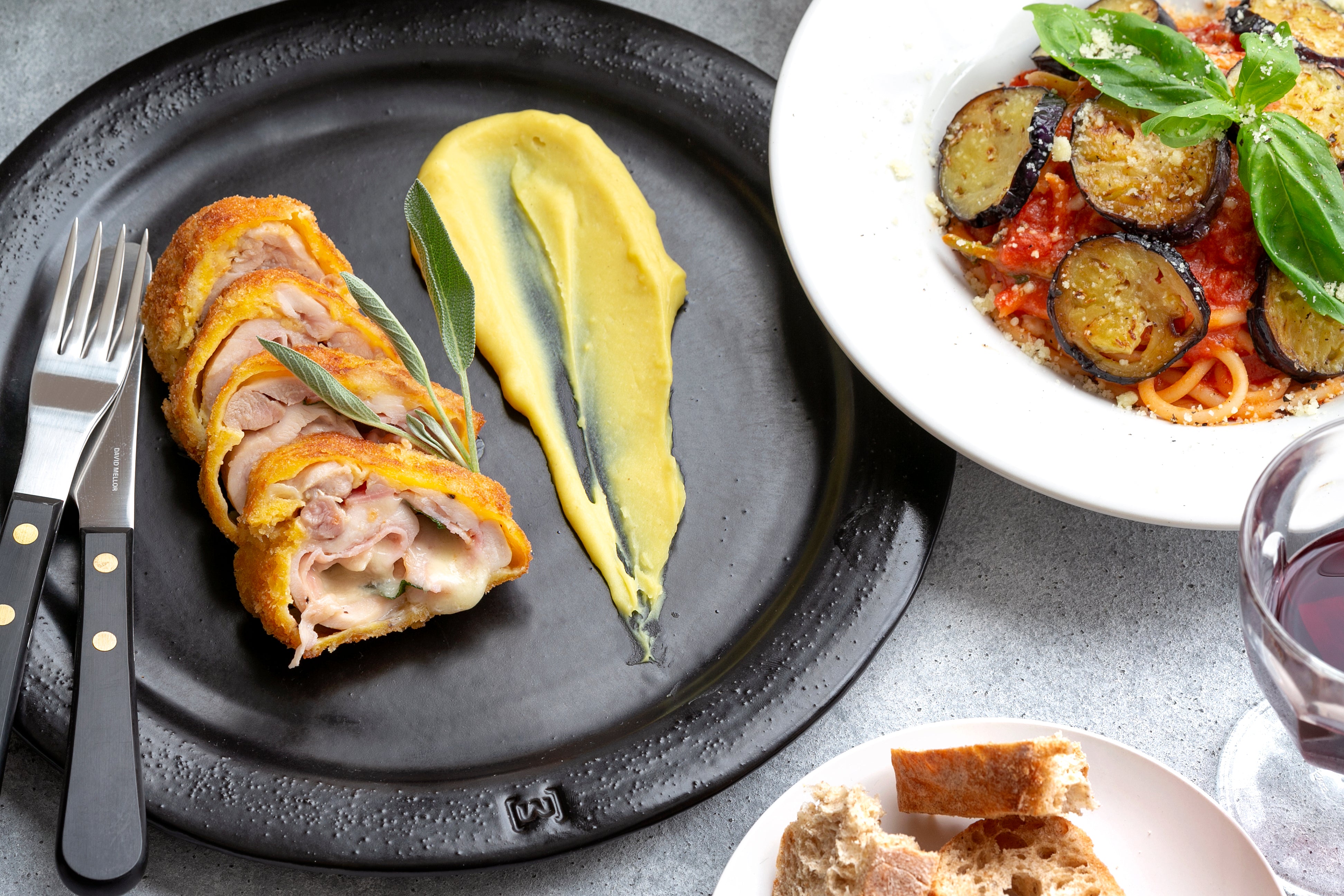 TastyTable　–　モッツァレラとベーコンを詰めた鶏モモ肉のインパナータ　サツマイモのピュレ添え＆パレルモ名物ノルマン人風パスタ（1キット2人前）　mealkit