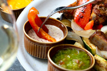 画像をギャラリービューアに読み込む, BBQフレンチ風~スペアリブとグリル野菜に3種のソースを添えて~(1キット2人前)