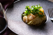 画像をギャラリービューアに読み込む, 【2周年記念】牛もも肉のグリル フォアグラとトリュフの2種のソース&海老と玉ねぎのフェディリーニ わさび風味(1キット2人前)