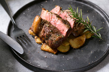 画像をギャラリービューアに読み込む, イベリコ豚肩ロースのアリスタ〜香草焼き〜&トレヴィスとバルサミコとくるみのサラダ(1キット2人前)