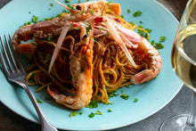 画像をギャラリービューアに読み込む, ベビースカンピとポルチーニ茸のリングイネ&うずらのロトリーノ 黒酢バルサミコソース(1キット2人前)