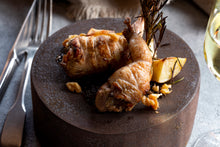 画像をギャラリービューアに読み込む, ベビースカンピとポルチーニ茸のリングイネ&うずらのロトリーノ 黒酢バルサミコソース(1キット2人前)