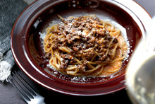 画像をギャラリービューアに読み込む, 和えるだけ!シェフ手作り黒酢と蜂蜜のボロネーゼ~アクアパスタ~&紫キャベツのコールスロー(1キット2人前)