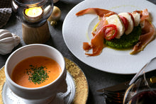 画像をギャラリービューアに読み込む, 「コントワール ミサゴ」のクリスマスコース(1キット2人前)