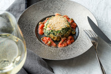 画像をギャラリービューアに読み込む, アマトリチャーナ&ほうれん草のスフォルマート(1キット2人前)