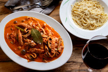 画像をギャラリービューアに読み込む, トリッパとキノコのトマトクリーム煮込み&チーズと黒胡椒とバターのパスタ~カチョエペペ~(1キット2人前)