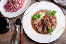 画像をギャラリービューアに読み込む, スパイシー鴨胸肉のポワレ 下仁田ネギのクリームリゾット 赤ワインソース＆ビーツと胡桃のサワークリーム和え（1キット2人前）
