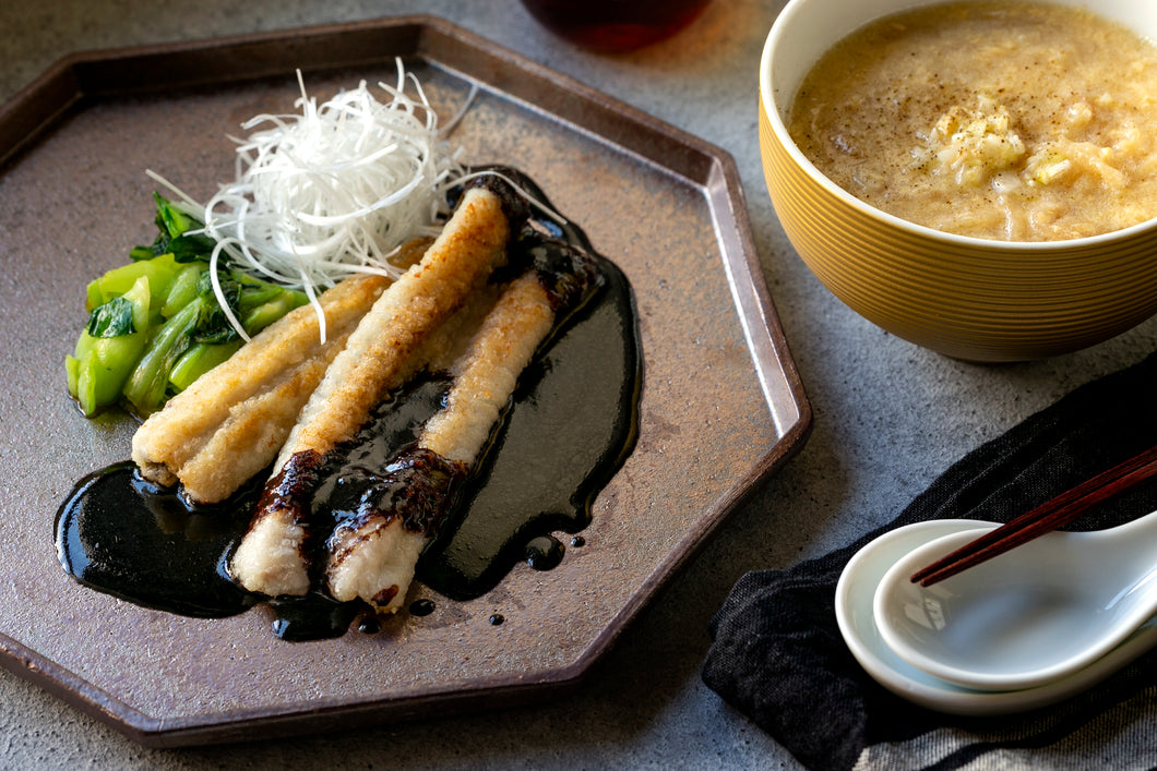 アナゴのステーキ 甜麺醤ソース＆干し貝柱のトロミスープ（1キット2人前）